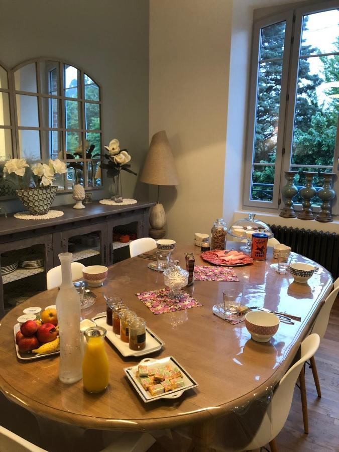 La Demeure Bed and Breakfast Sillé-le-Guillaume Buitenkant foto