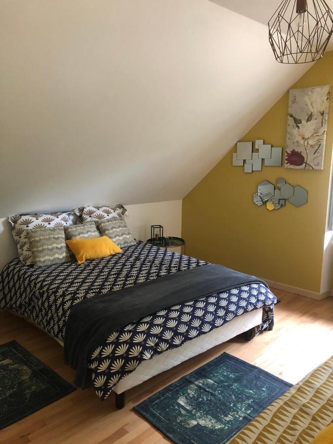 La Demeure Bed and Breakfast Sillé-le-Guillaume Buitenkant foto