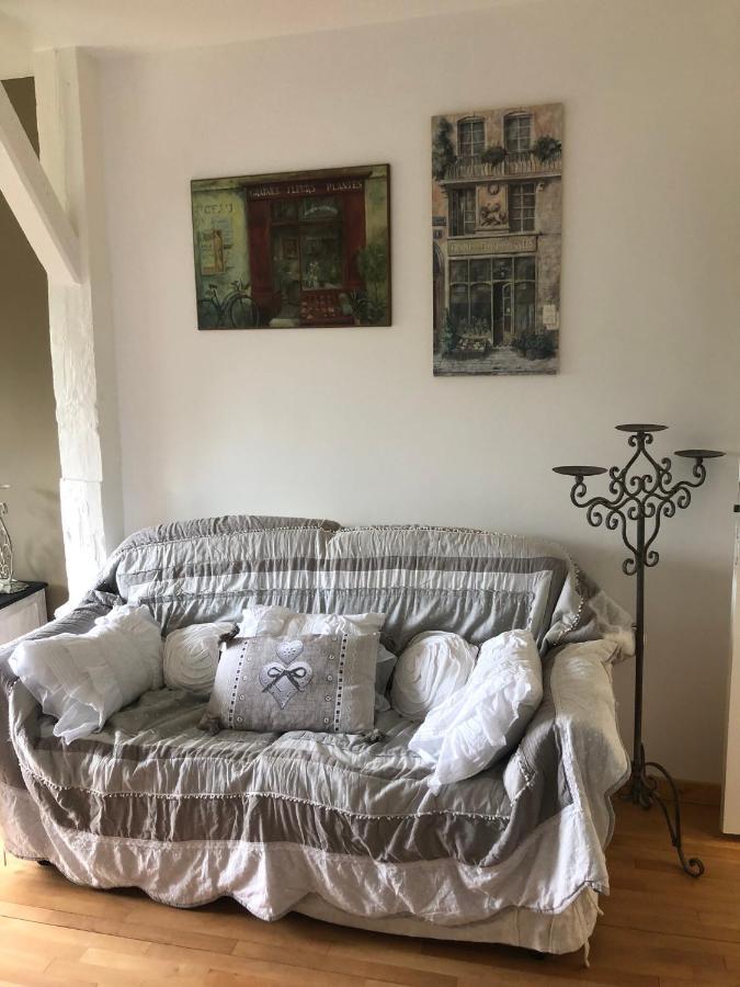 La Demeure Bed and Breakfast Sillé-le-Guillaume Buitenkant foto