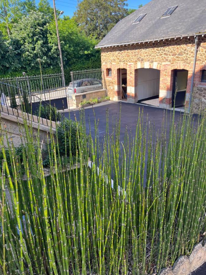 La Demeure Bed and Breakfast Sillé-le-Guillaume Buitenkant foto