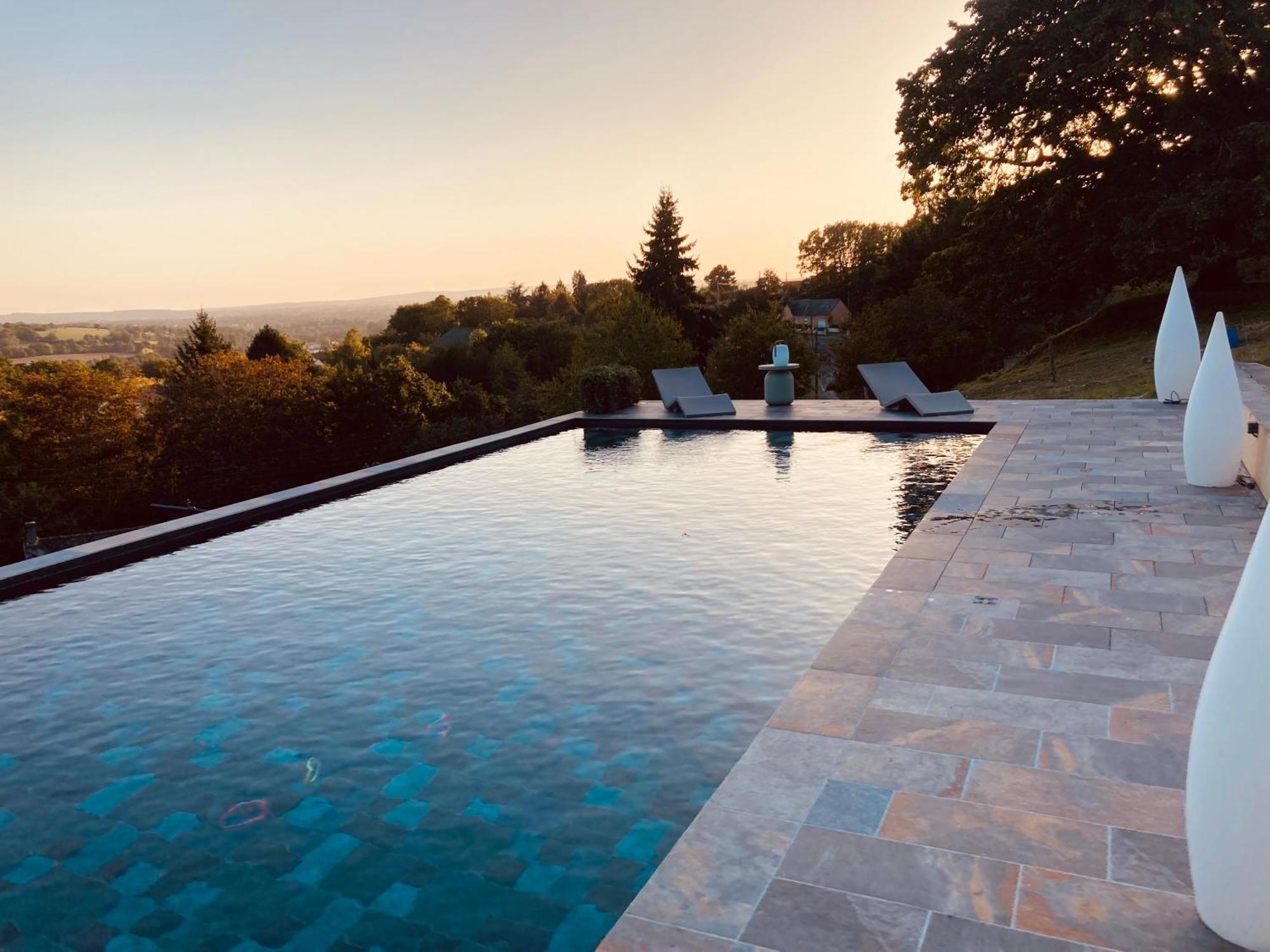 La Demeure Bed and Breakfast Sillé-le-Guillaume Buitenkant foto